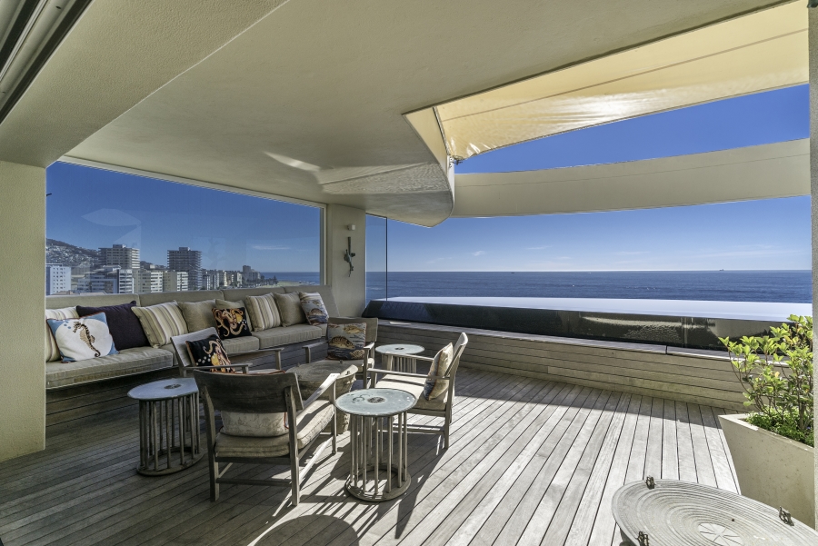 5 Bedroom Property for Sale in Mouille Point Western Cape